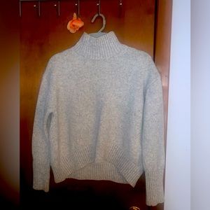H&M sweater